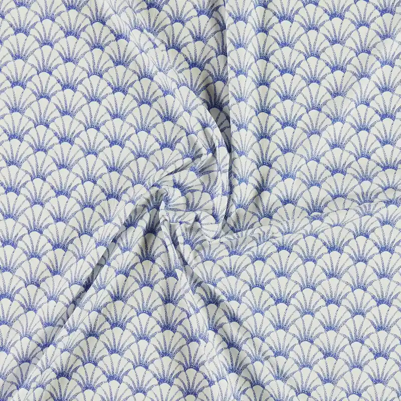 100 % gewebte Baumwolle, weiß mit blauen Muscheln Mengenrabatt